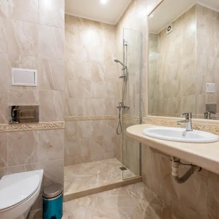 Apartmán Coral Bay - Beachfront With Free Parking Varna