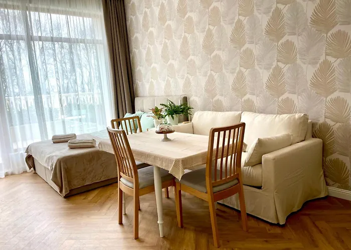 Coral Bay - Beachfront With Free Parking Appartamento *