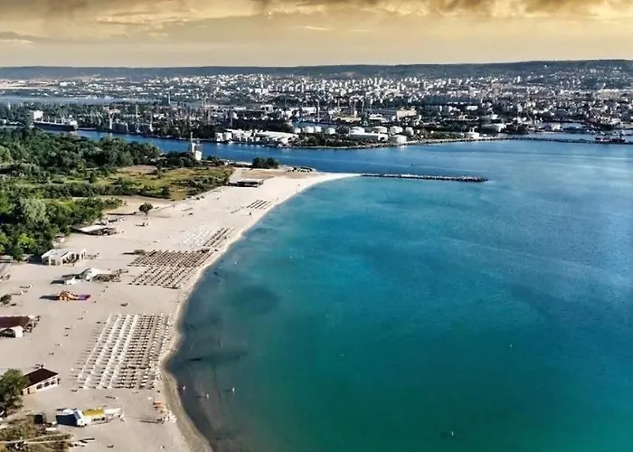 Apartamento Coral Bay - Beachfront With Free Parking