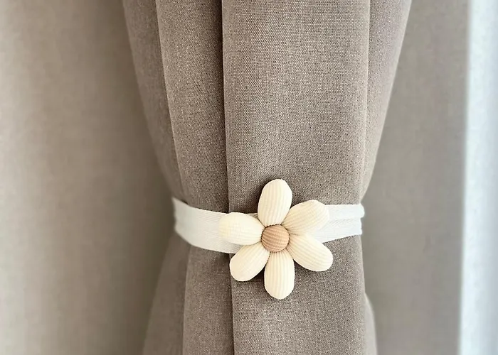 Coral Bay - Beachfront With Free Parking * Varna